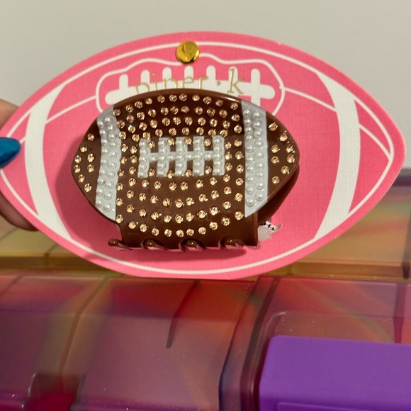 New Piper K Football Claw Clip - Picture 1 of 1